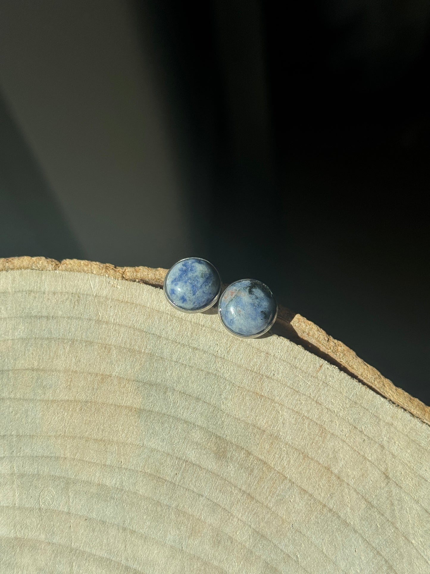 Orecchini di pietra