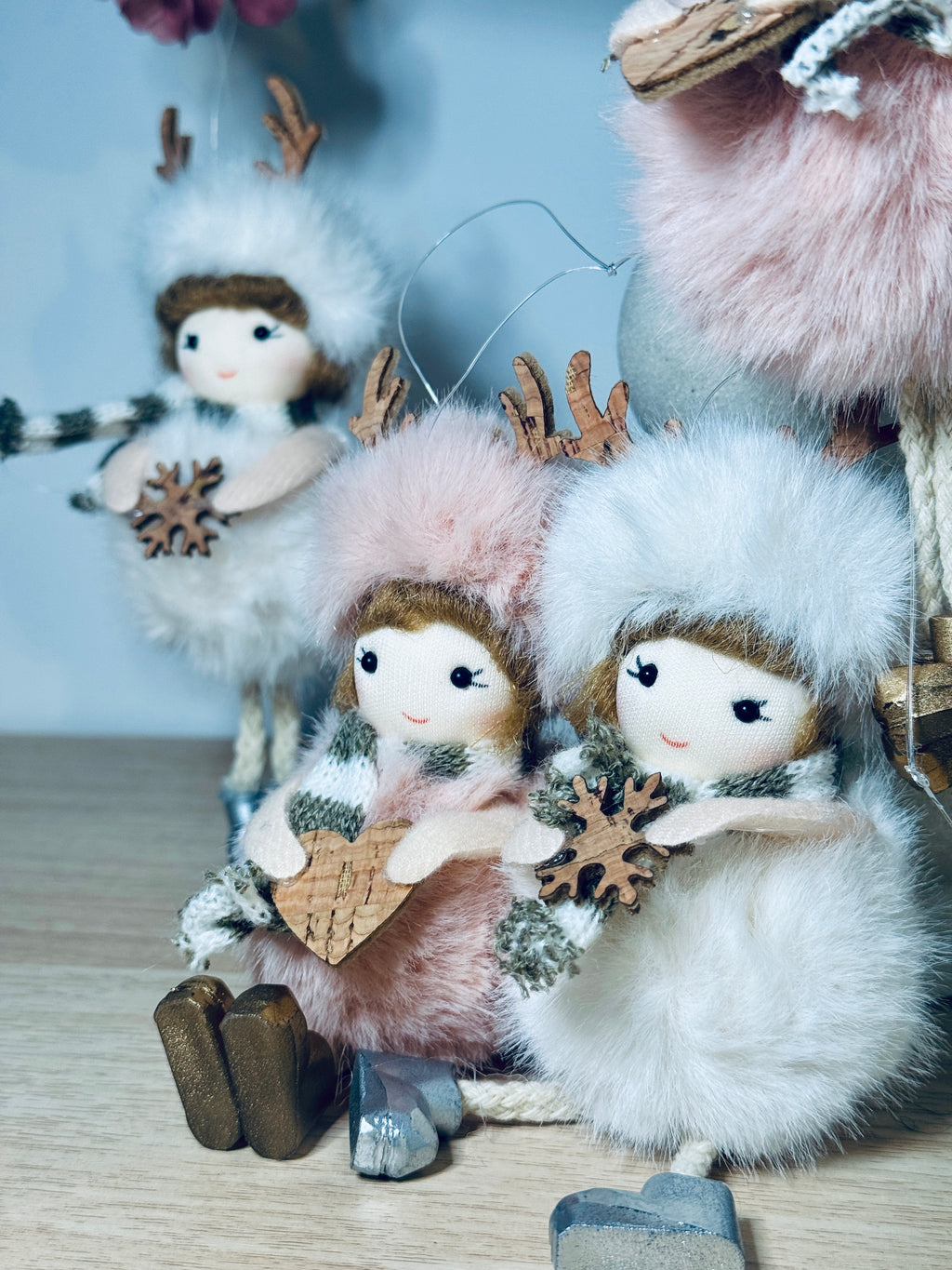 Decorazioni Bamboline con Corna di Cervo – Rosa & Bianco