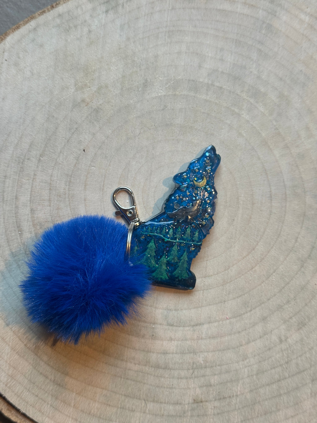 Portachiavi Lupo Notturno – Con Pompom Blu