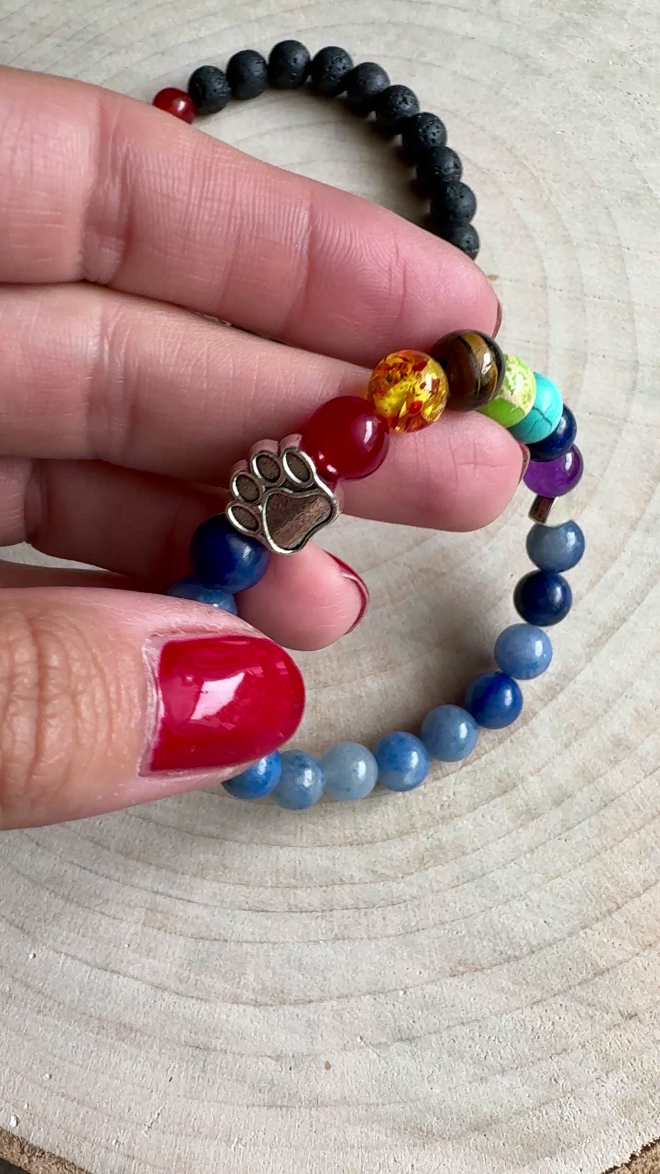 Bracciale Chakra con Zampetta – Due Varianti a Scelta