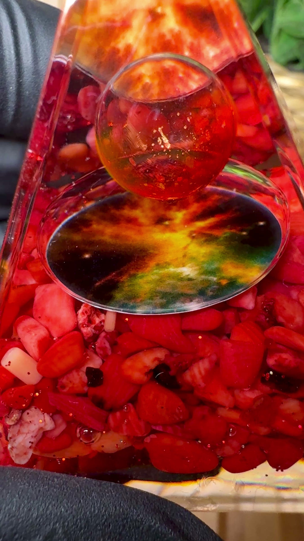 Piramide in Corallo Rosso – Chakra della Radice (Muladhara)