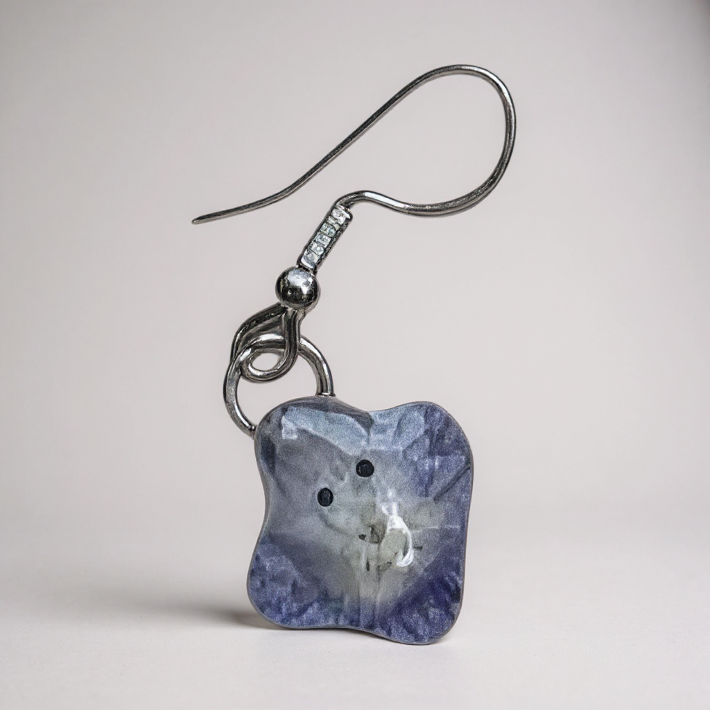 Set Orecchini Unici – Fiori, Pietre e Dettagli Romantici